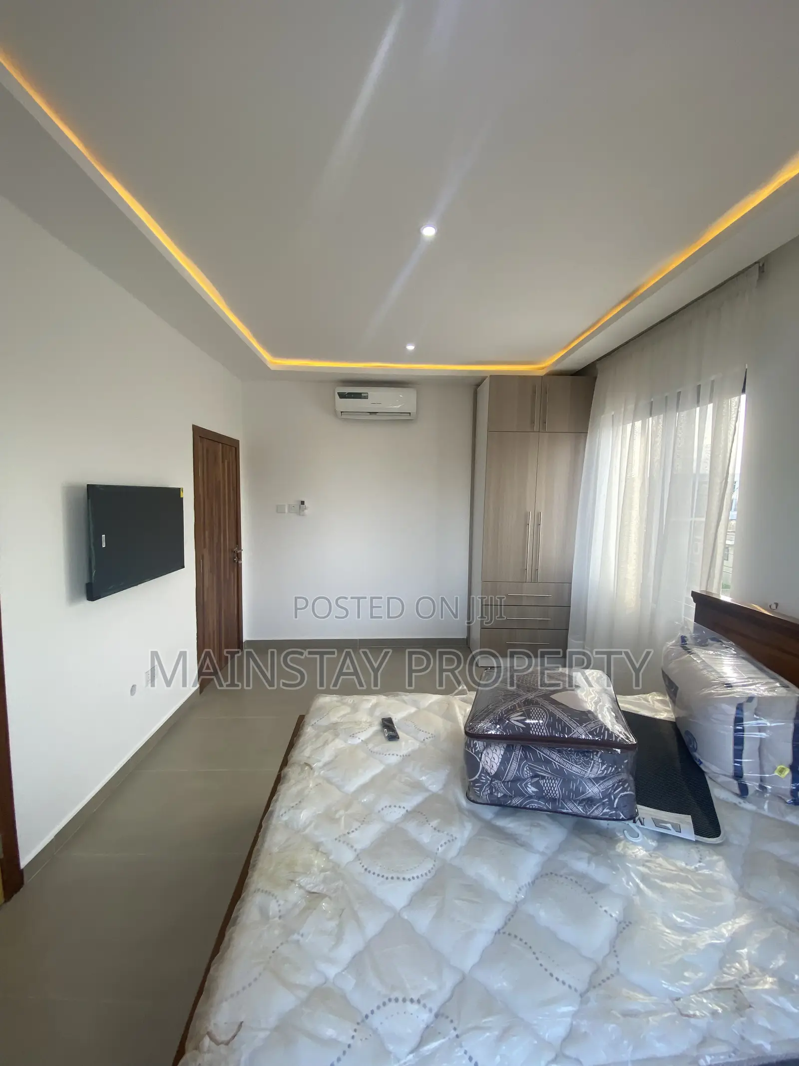 Furnished 4bdrm Townhouse / Terrace in Mainstay Estates, East Legon