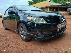 Toyota Corolla 2013 Black