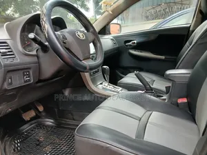 Toyota Corolla 2013 Black