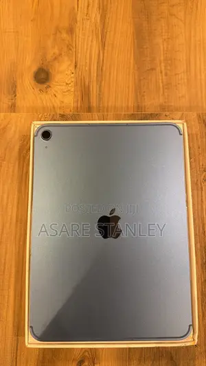 New Apple iPad (2025) 128 GB Blue