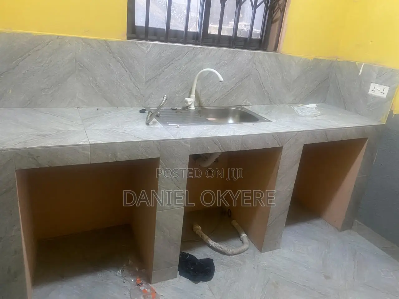 Furnished 1bdrm Apartment in Nsawam,Sign Board for rent
