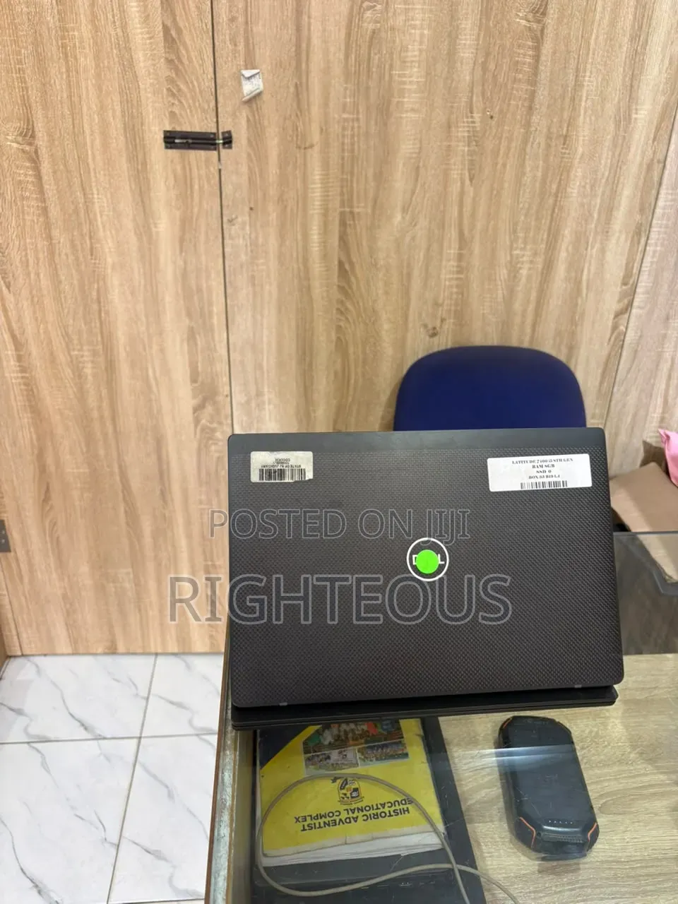Laptop Dell Latitude 7400 8GB Intel Core i5 SSHD (Hybrid) 256GB