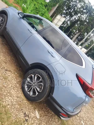 Honda CR-V Touring 2022 Blue