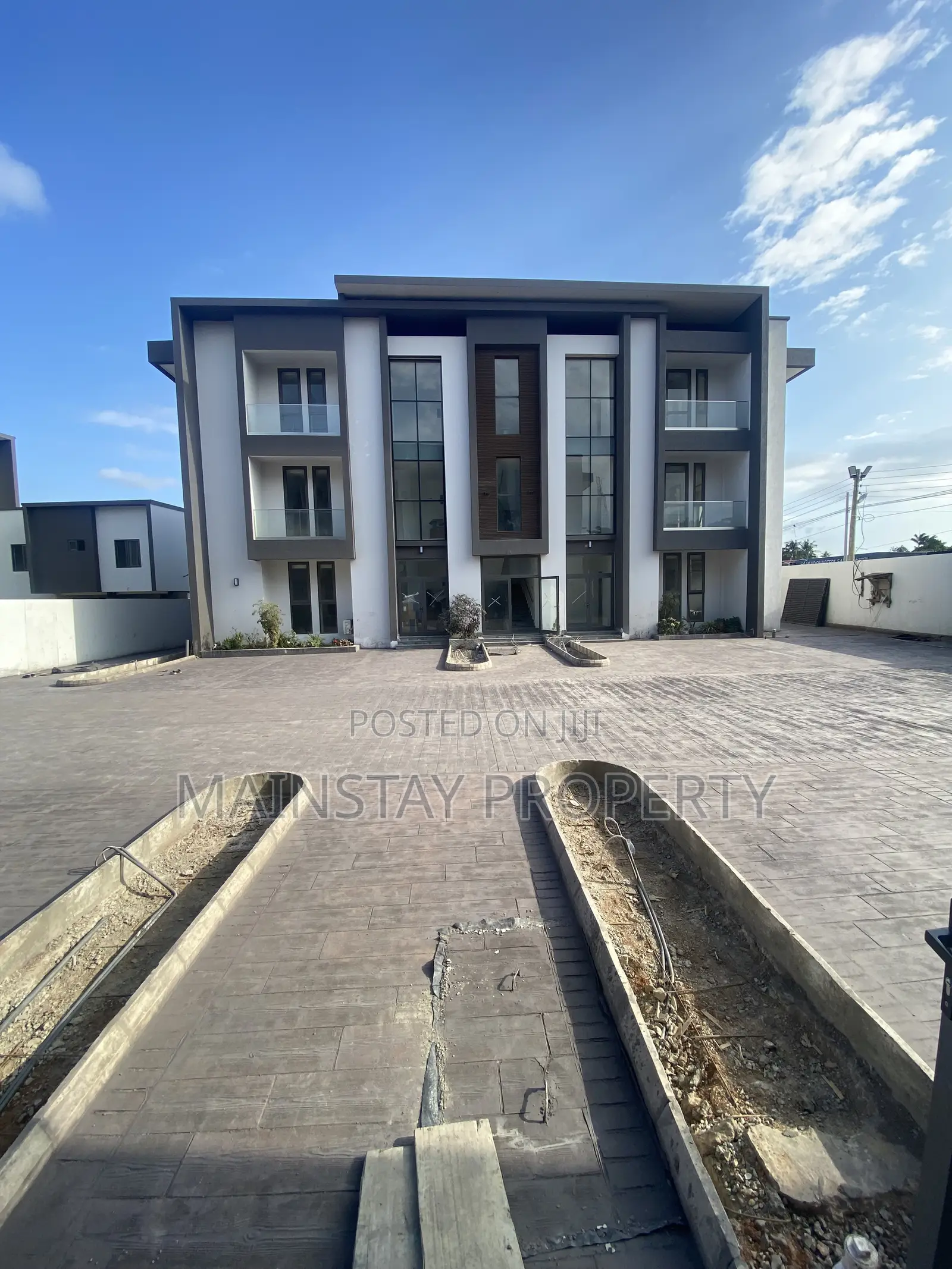 1bdrm Apartment in Mainstay Estates, East Legon for rent
