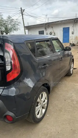 Kia Soul ! 4dr Wagon (2.0L 4cyl 6A) 2015 Gray