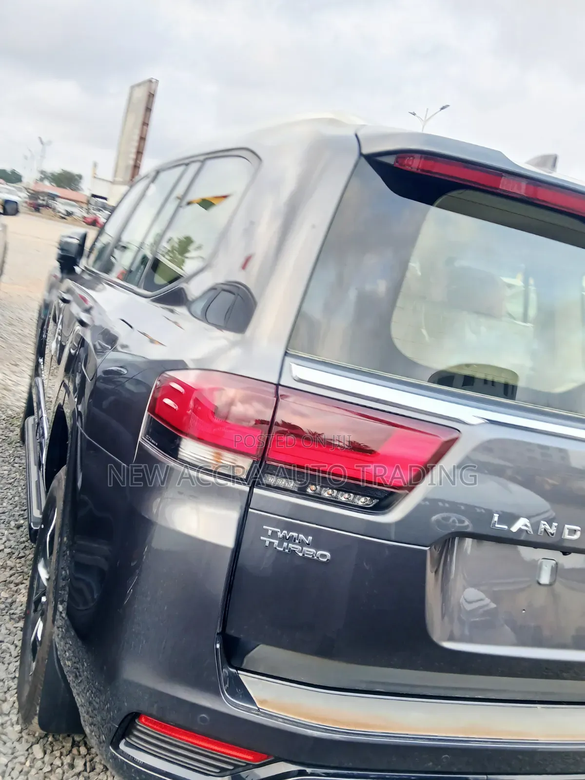New Toyota Land Cruiser LC300 2025 Gray
