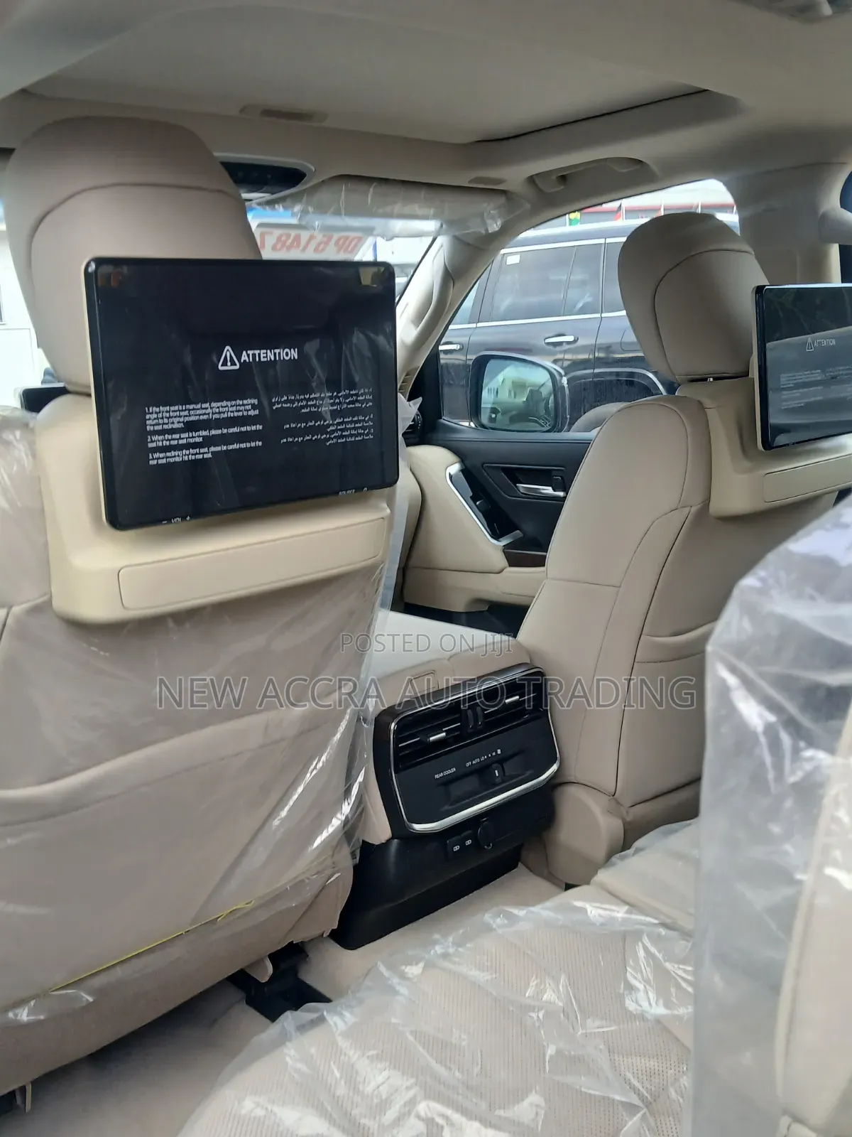 New Toyota Land Cruiser LC300 2025 Gray