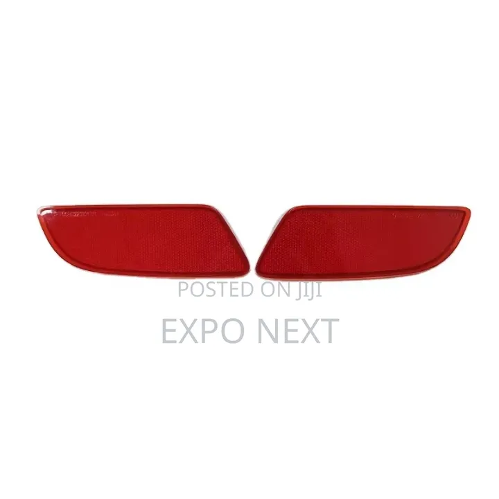 Toyota Corolla Cross 2022-2023 Rear Bumper Reflector