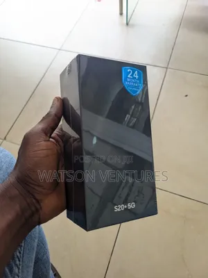 New Samsung Galaxy S20+ 128 GB Gold