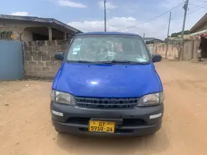 Toyota HiAce 2004 Blue