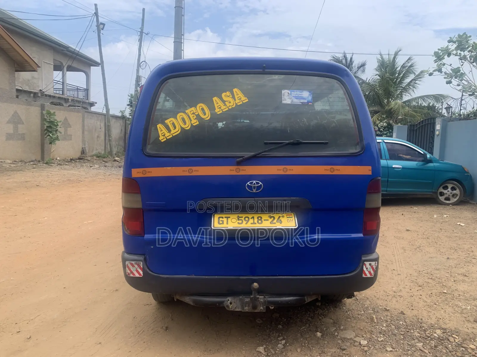 Toyota HiAce 2004 Blue