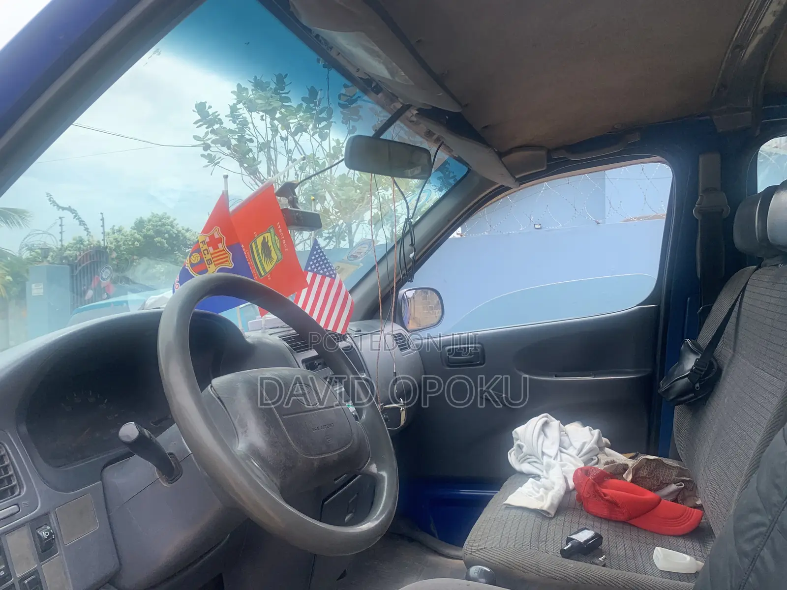 Toyota HiAce 2004 Blue