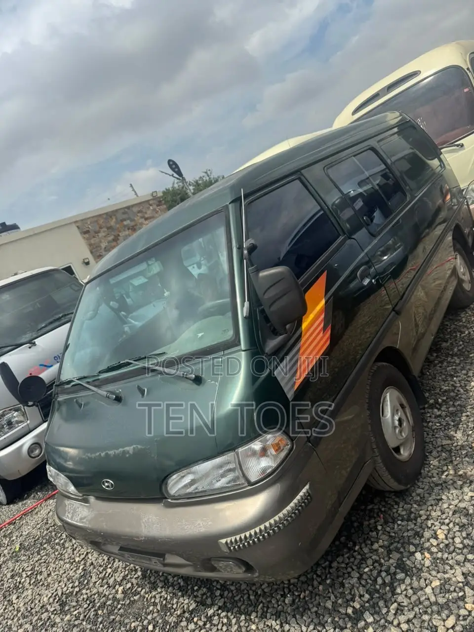 Hyundai H-100 2004 Green
