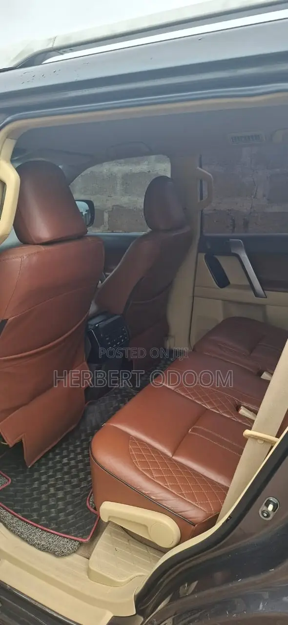 Toyota Land Cruiser Prado 3.0 190hp 2017 Gray