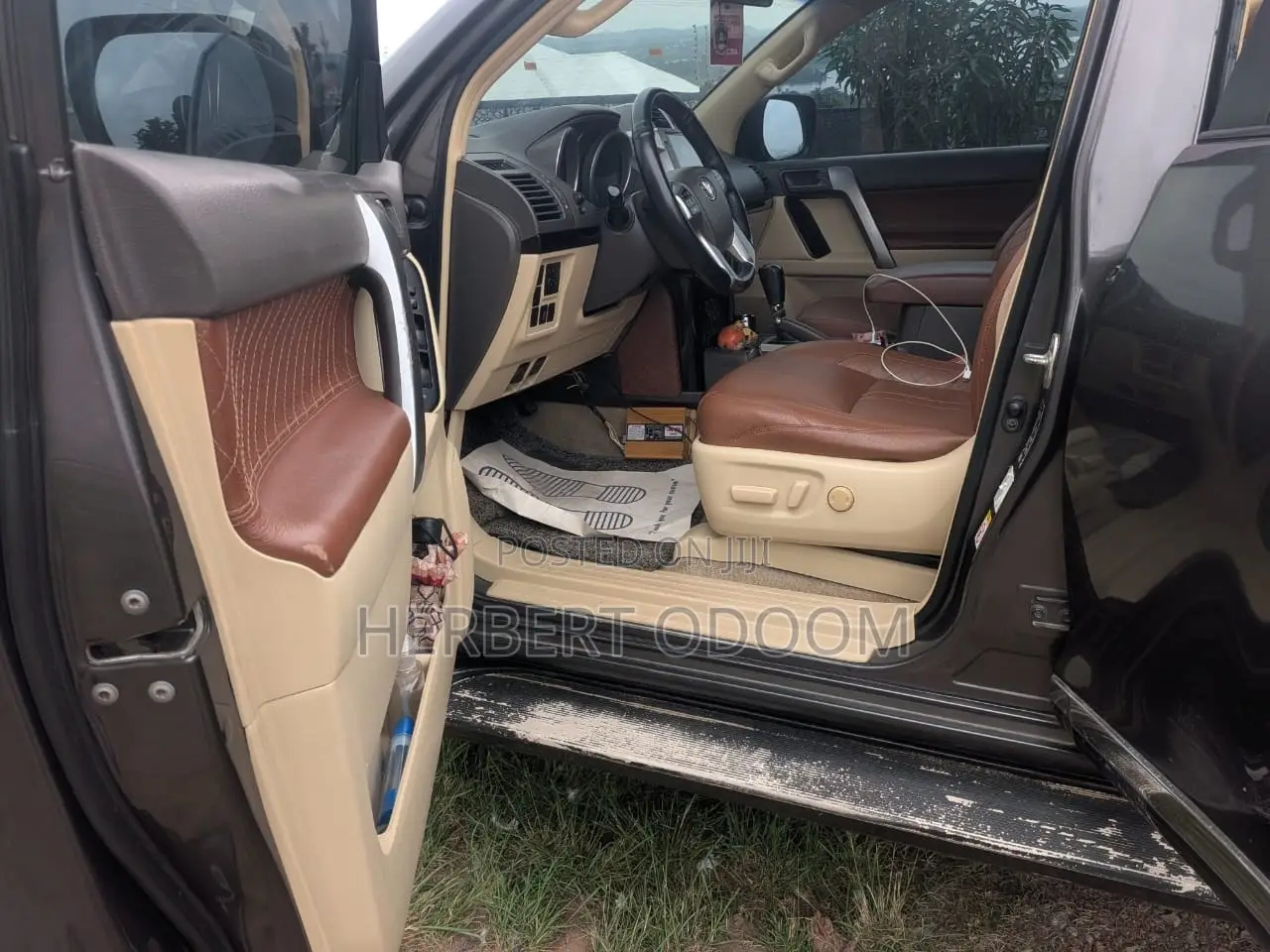 Toyota Land Cruiser Prado 3.0 190hp 2017 Gray