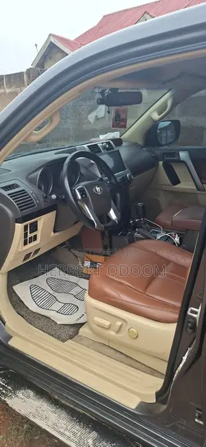 Toyota Land Cruiser Prado 3.0 190hp 2017 Gray