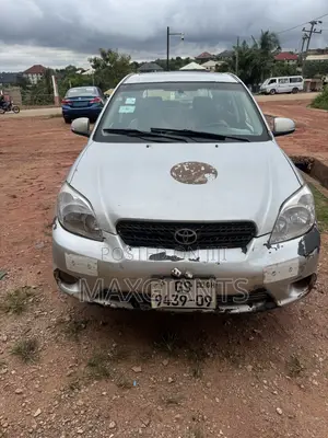 Toyota Matrix Hatchback AWD (1.8L 4cyl 4A) 2006 Silver