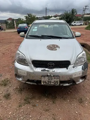 Toyota Matrix Hatchback AWD (1.8L 4cyl 4A) 2006 Silver