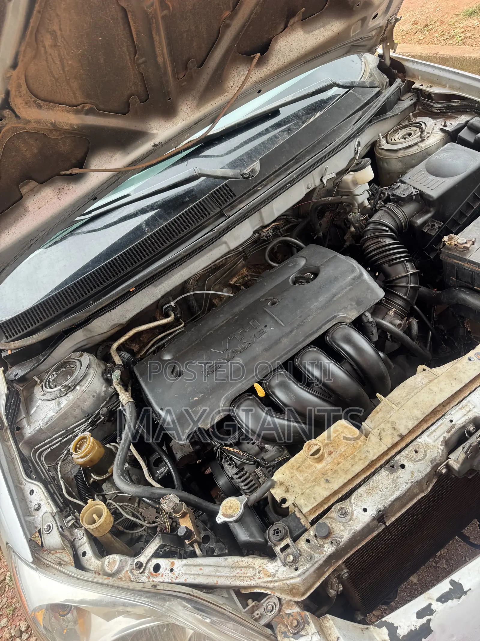 Toyota Matrix Hatchback AWD (1.8L 4cyl 4A) 2006 Silver