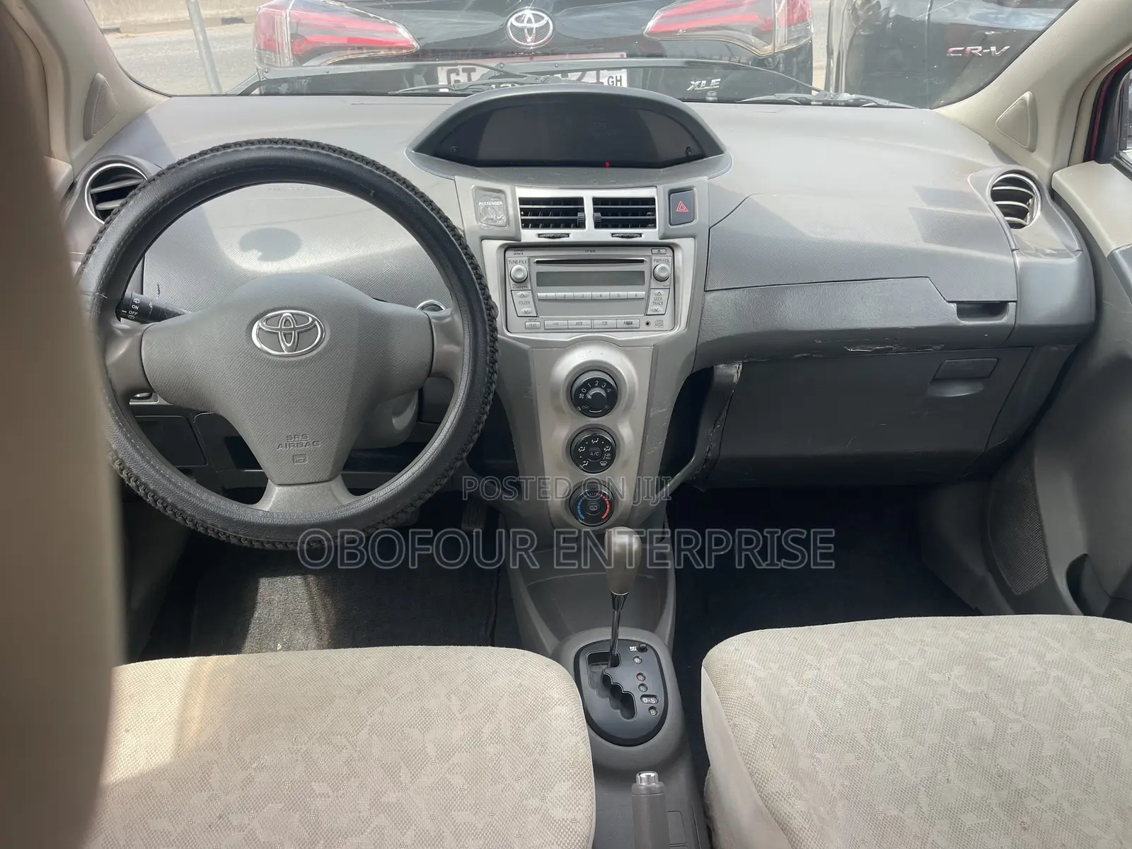Toyota Vitz 2010 Red