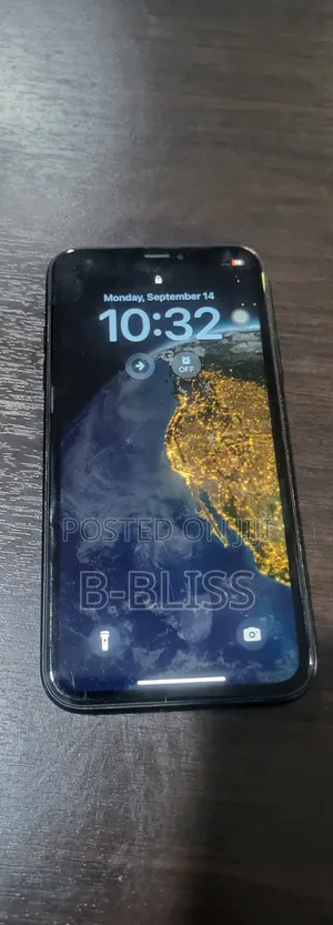 Apple iPhone XR 64 GB Black