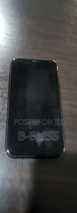 Apple iPhone XR 64 GB Black