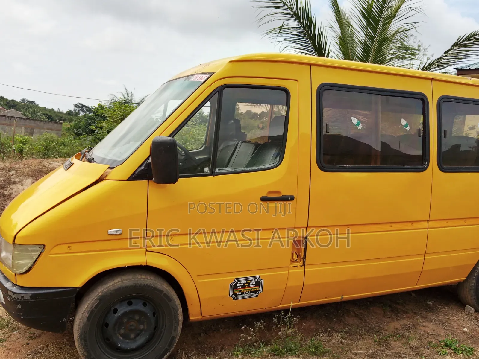 Mercedes-Benz Sprinter 2001 Yellow