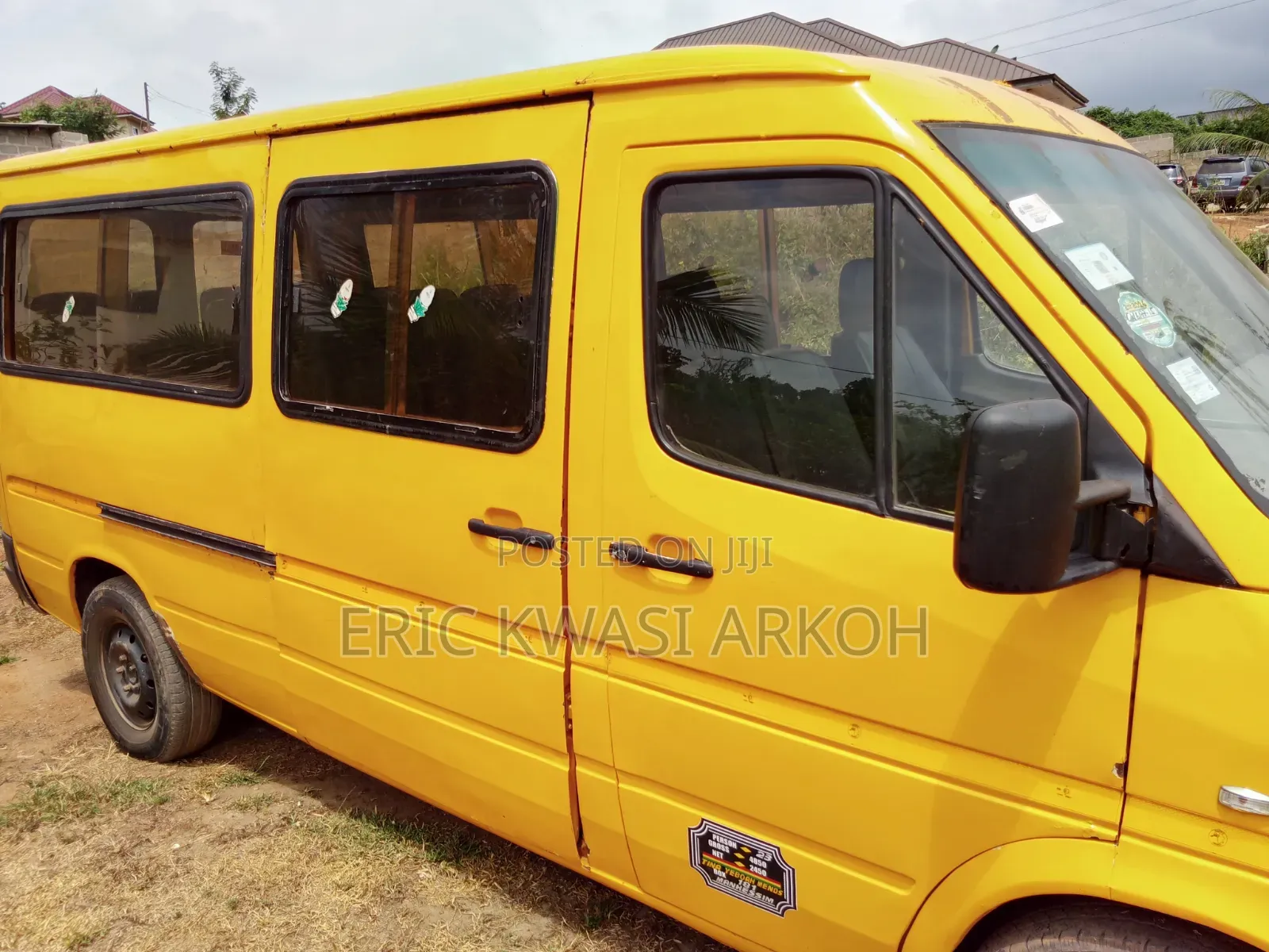Mercedes-Benz Sprinter 2001 Yellow