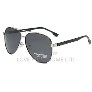 Men's Aviator Sunglasses – Black Frame Grey Lens – Polarized Style