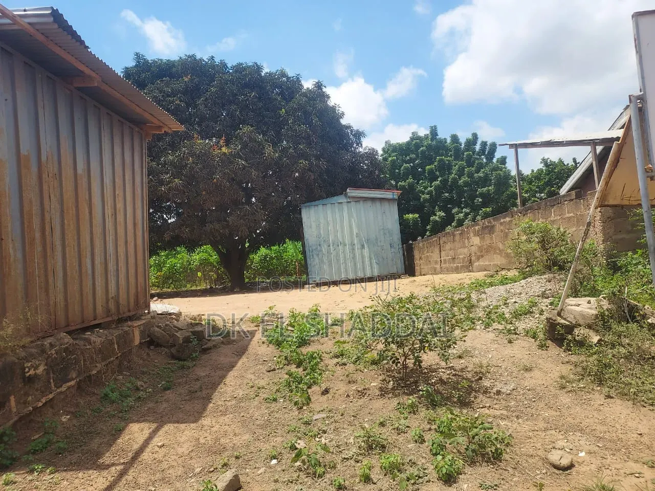 80x100 Ft Plot of Land for Sale at Pokuase Fise