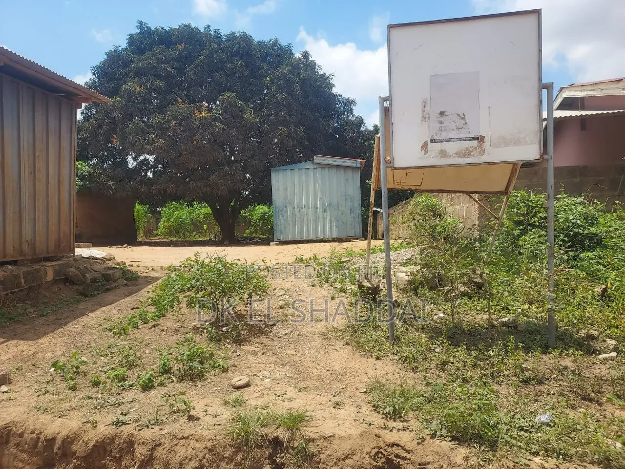 80x100 Ft Plot of Land for Sale at Pokuase Fise