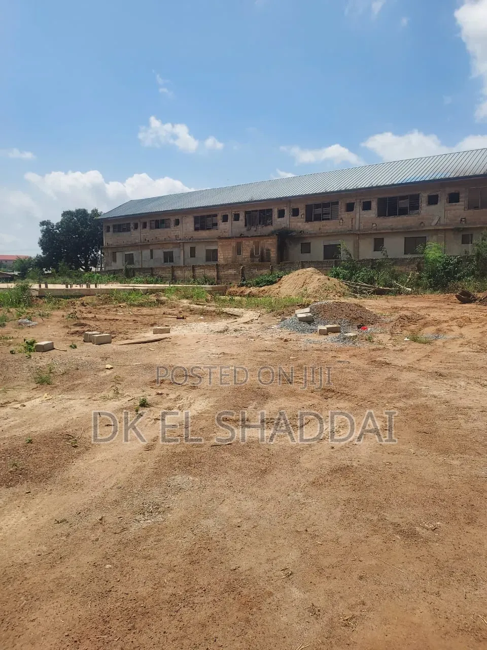 80x100 Ft Plot of Land for Sale at Pokuase Fise
