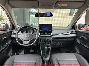 Toyota Yaris 1.5 Sedan L 2020 Red