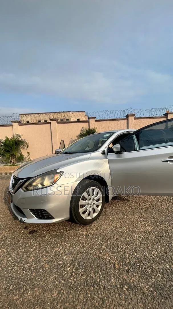 Nissan Sentra SV 2017 Silver
