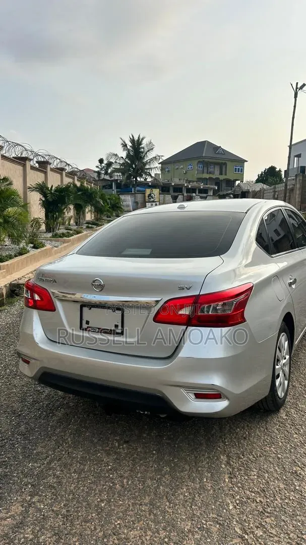 Nissan Sentra SV 2017 Silver
