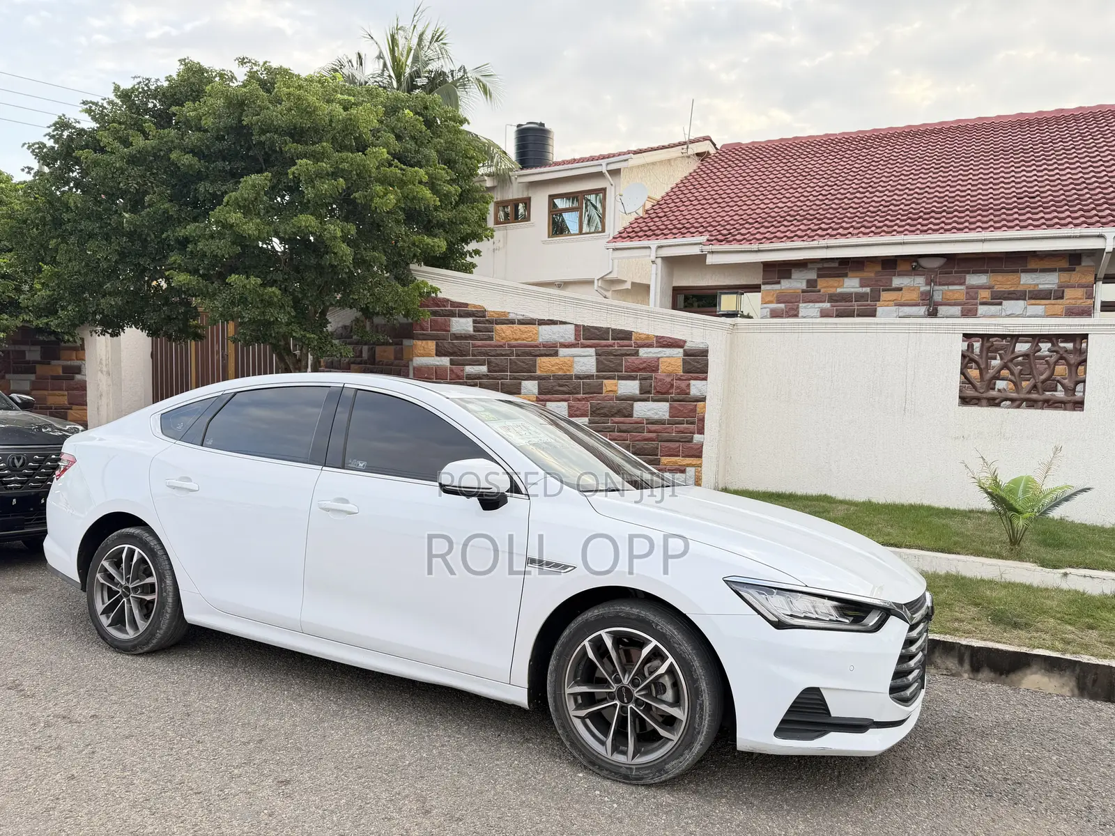 BYD Qin Plus DM-i 2021 White