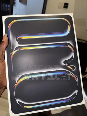 New Apple iPad Pro 13 (2025) 256 GB Black