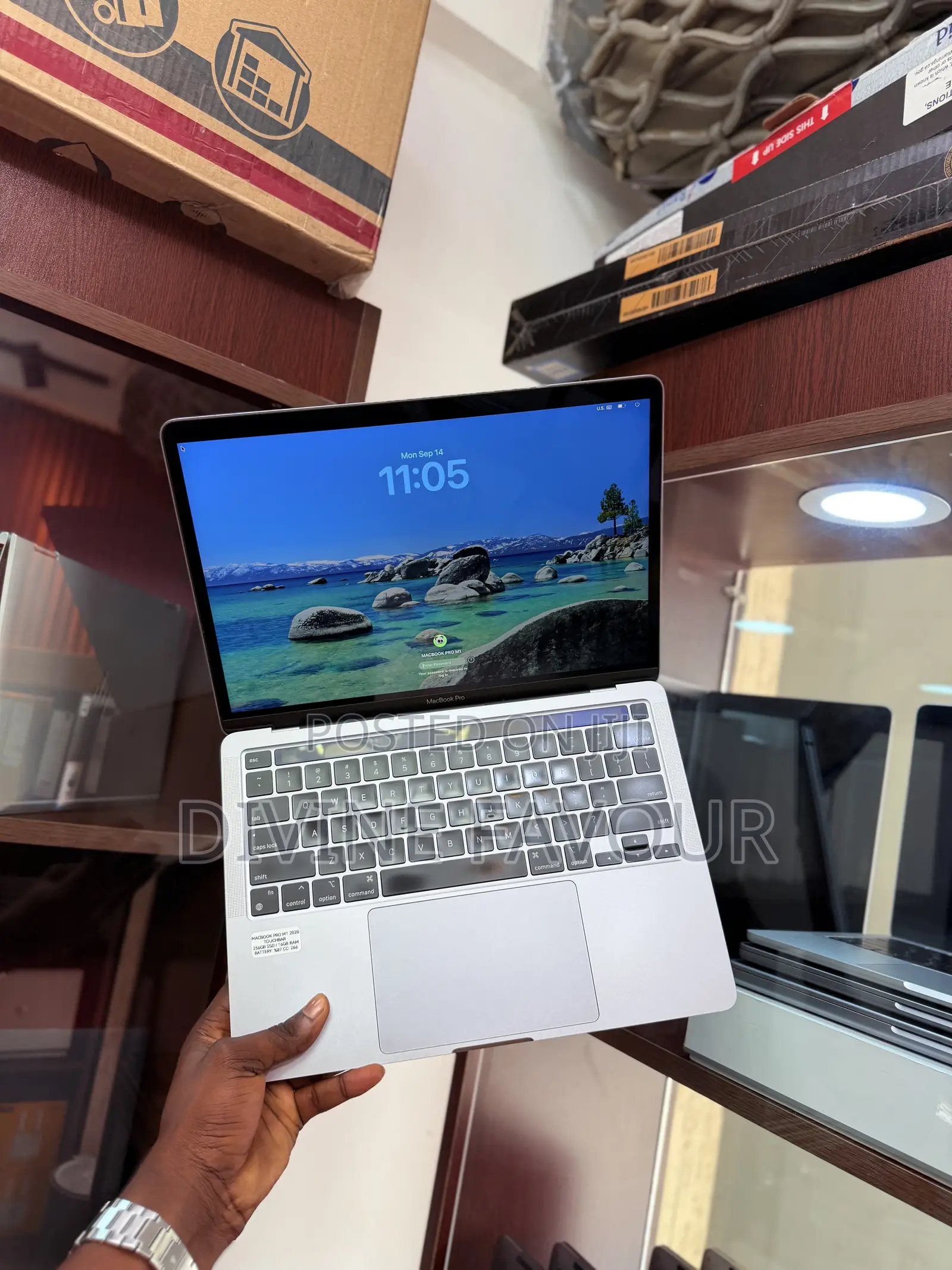 Laptop Apple MacBook Pro 2020 M1 16GB Apple M1 SSD 256GB
