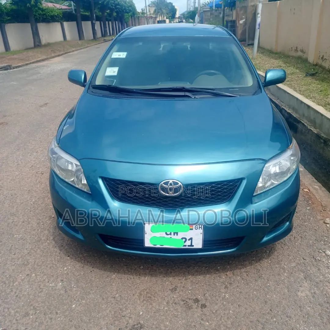 Toyota Corolla 2010 Green