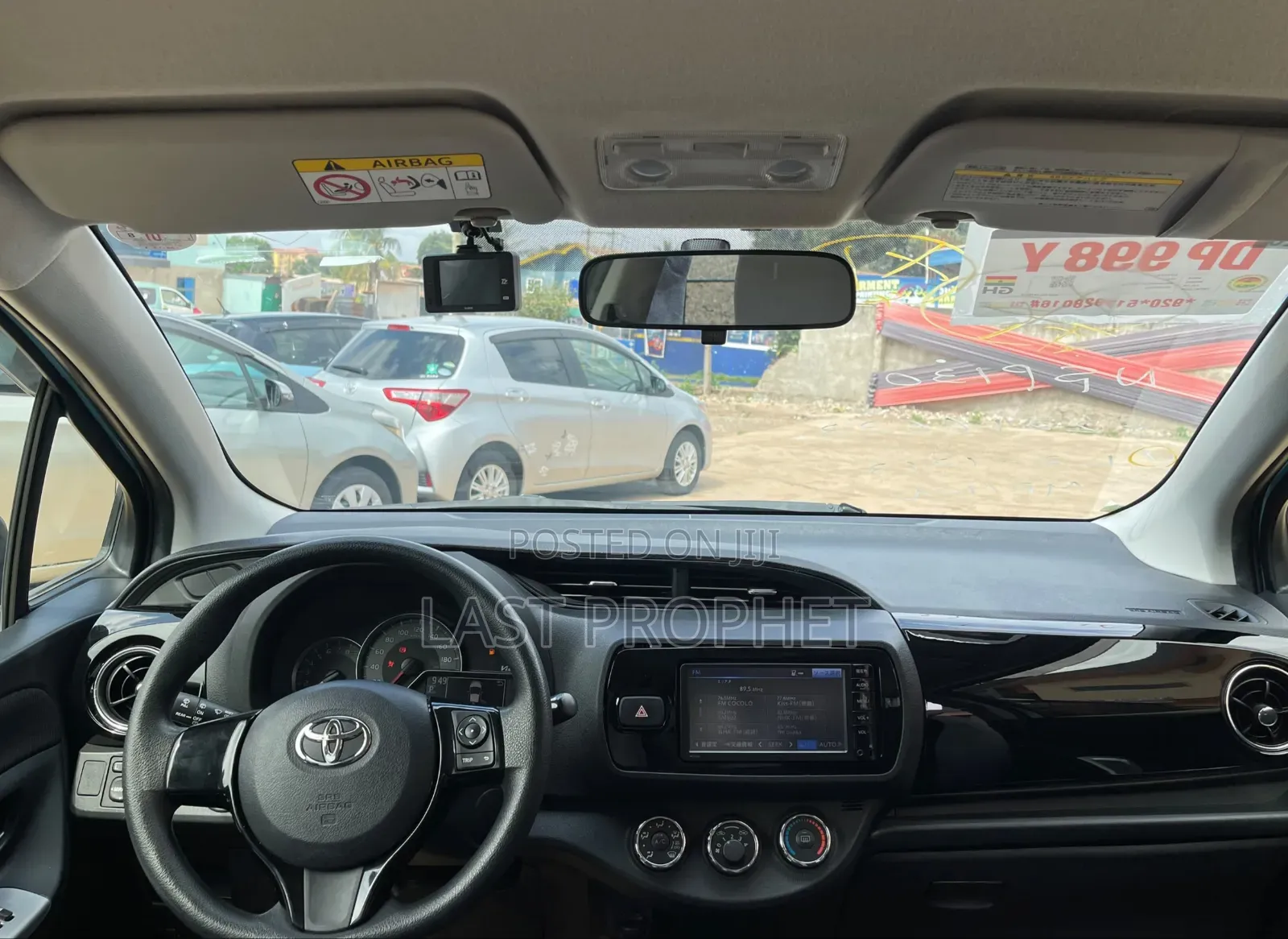 Toyota Vitz 1.3 FWD 5dr 2015 Blue