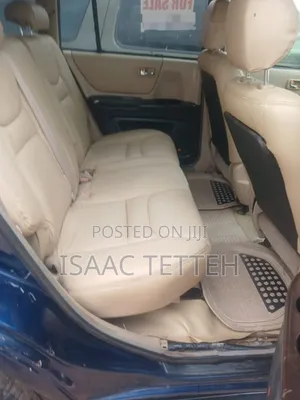Toyota Highlander Base 2010 Blue