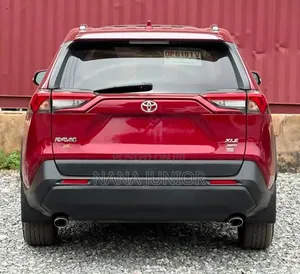Toyota RAV4 XLE AWD 2024 Red