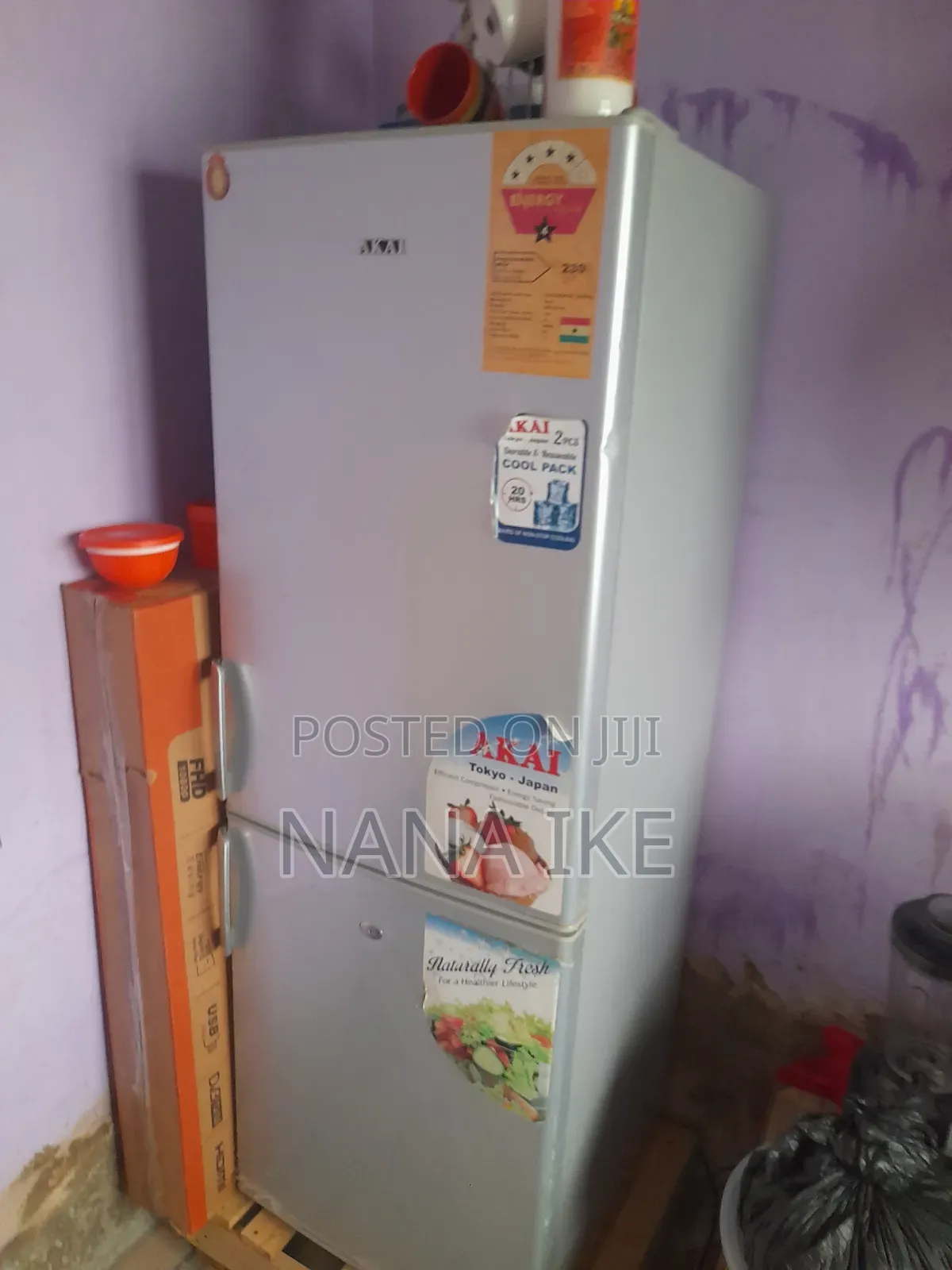 Akai Refrigerator 217 Liters