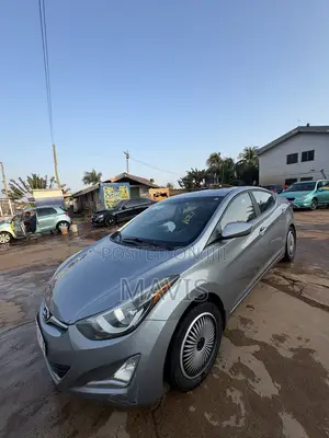 Hyundai Elantra SE Sedan FWD (1.8L 4cyl 6A) 2016 Silver