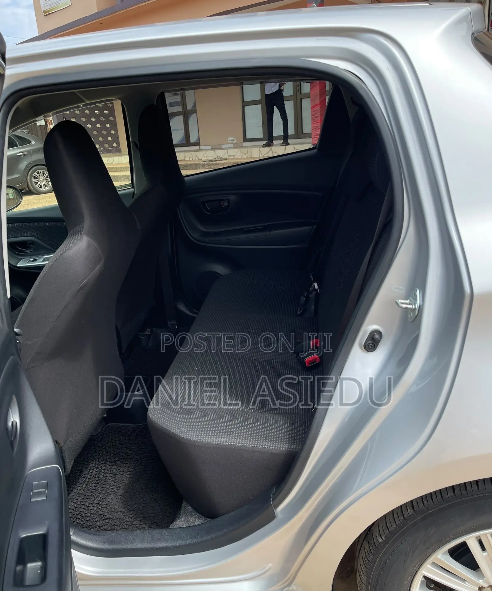 Toyota Vitz 1.3 AWD 3dr 2017 Silver