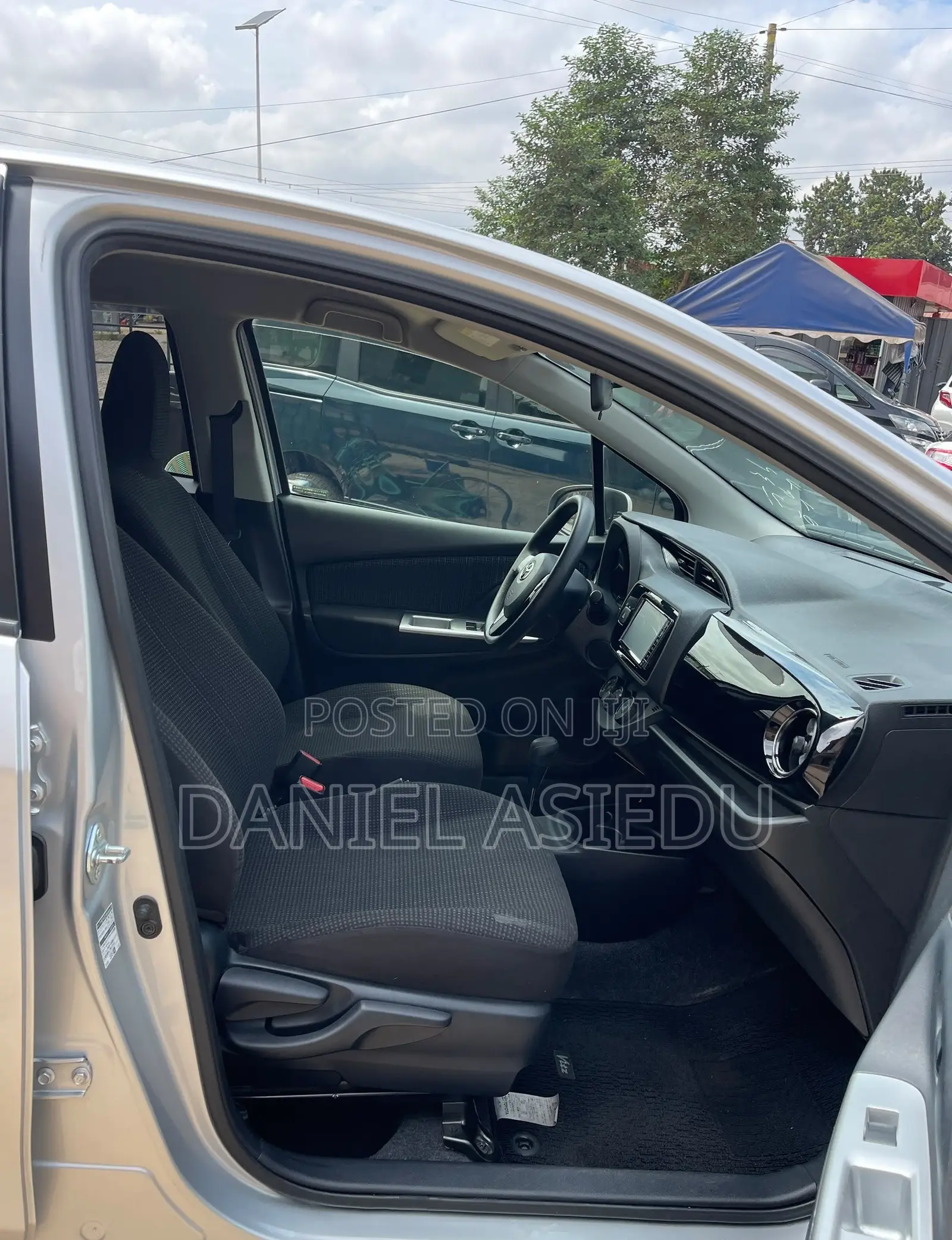Toyota Vitz 1.3 AWD 3dr 2017 Silver