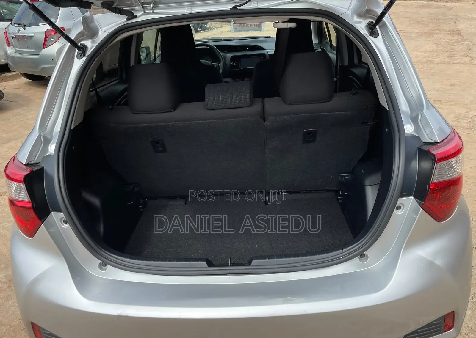 Toyota Vitz 1.3 AWD 3dr 2017 Silver