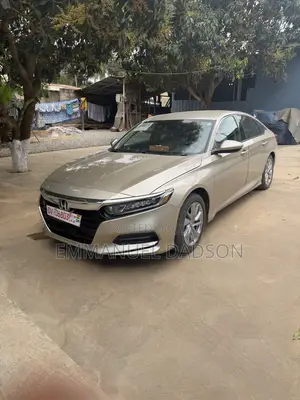 Honda Accord LX 2018 Gold