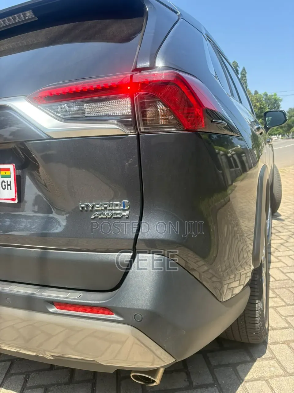Toyota RAV4 2024 Silver