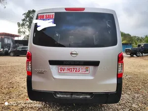 Nissan Caravan (Urvan) 2016 Silver